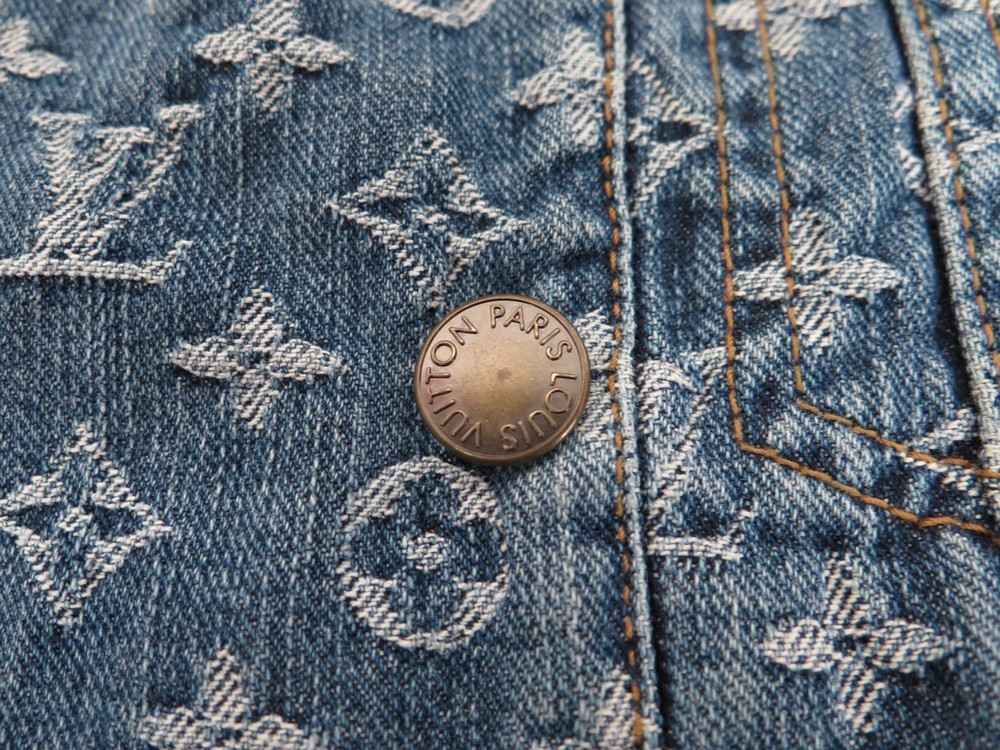 VESTE LOUIS VUITTON EN JEAN MONOGRAM 38 - Cornerluxe