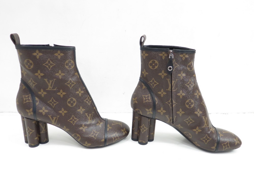 NTWRK - Louis Vuitton Silhouette Ankle Boots