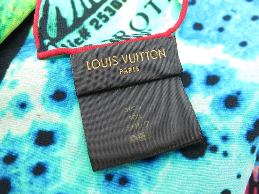 Louis Vuitton Kenny Cosmic Pop Giant Square Scarf ○ Labellov
