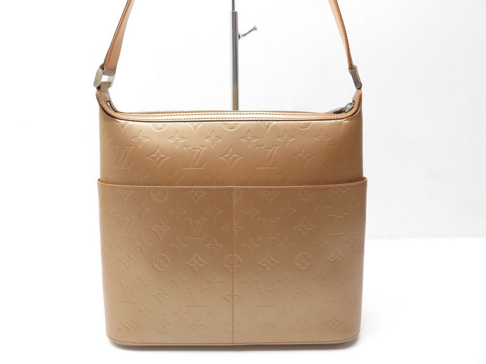 Louis Vuitton Gold Mat Vernis Leather Monogram Logo Sutter