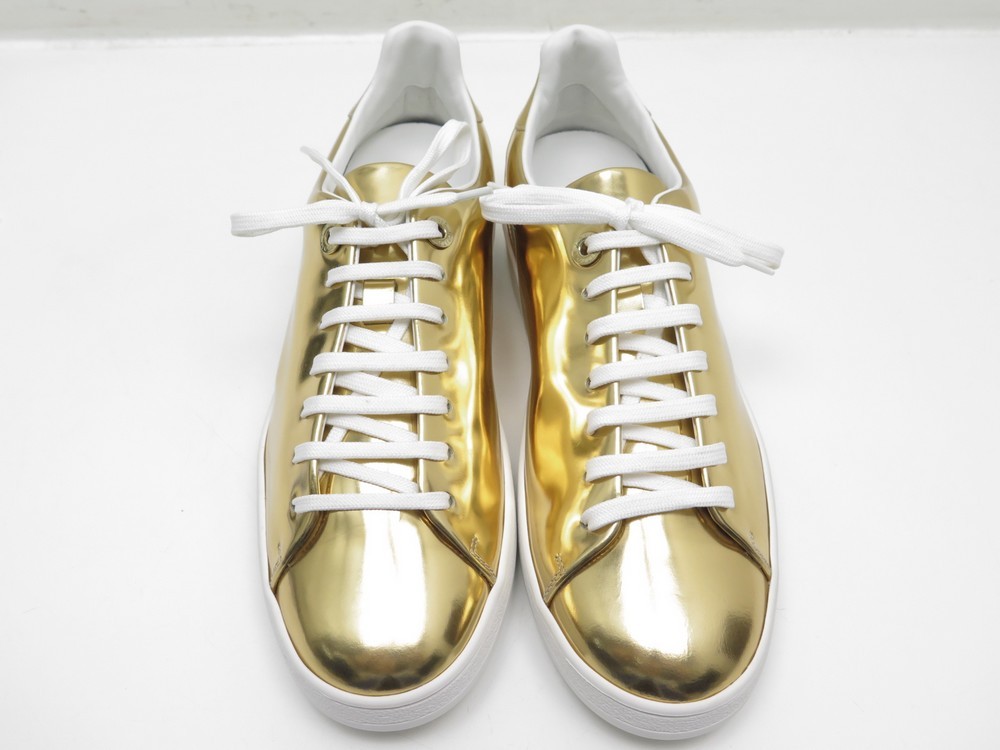 Louis Vuitton Monogram Frontrow Sneaker Size 40 – Shopluxe Consignment