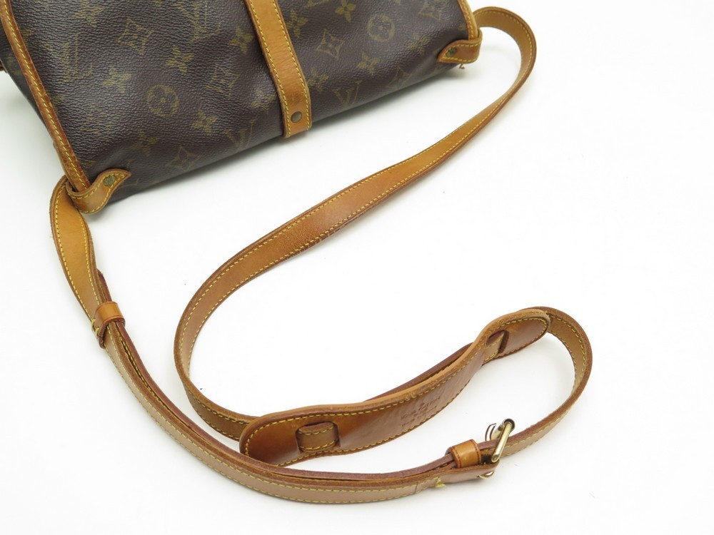 Sac bandoulière Louis Vuitton Saumur petit modèle en toile