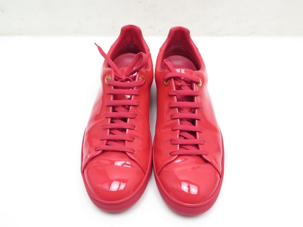 CHAUSSURES LOUIS VUITTON BASKETS 40 40.5 1A5798 FRONTROW BLANC ROSE SNEAKER  Cuir ref.715720 - Joli Closet