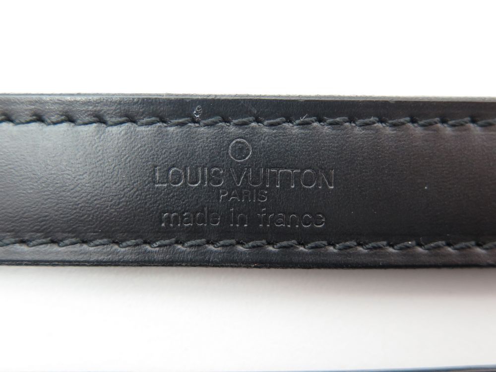 Sac à main Louis Vuitton Monceau BB en cuir épi Piment d'occasion.