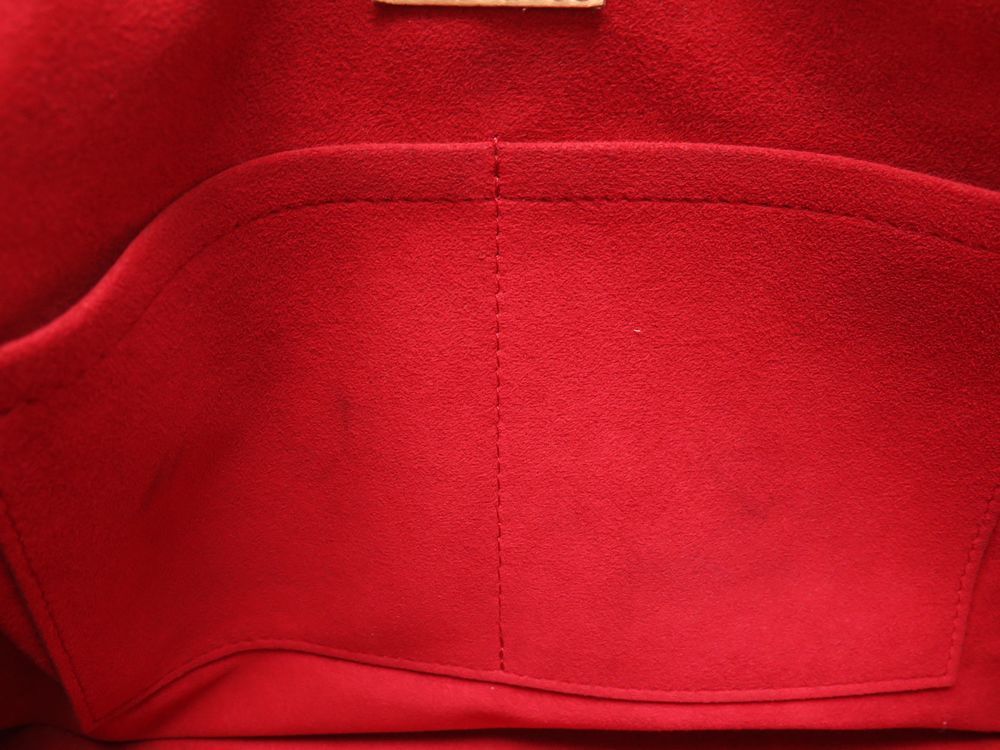 ❤Authentic LV Pallas MM Red Cerise Satchel