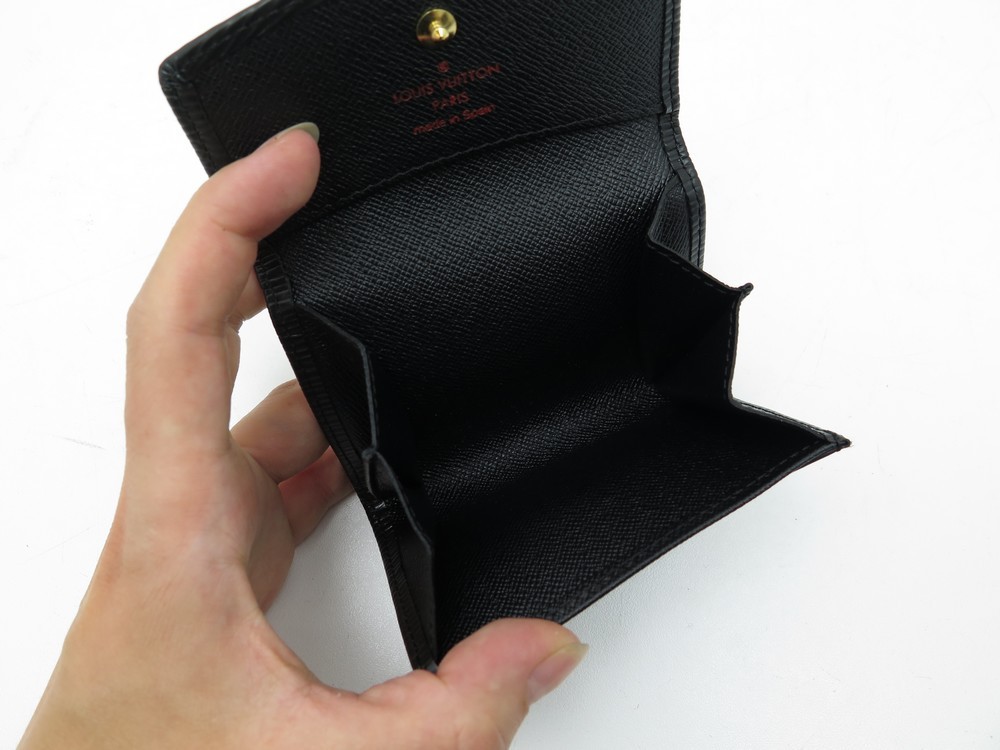Porte-monnaie Louis Vuitton en cuir épi noir