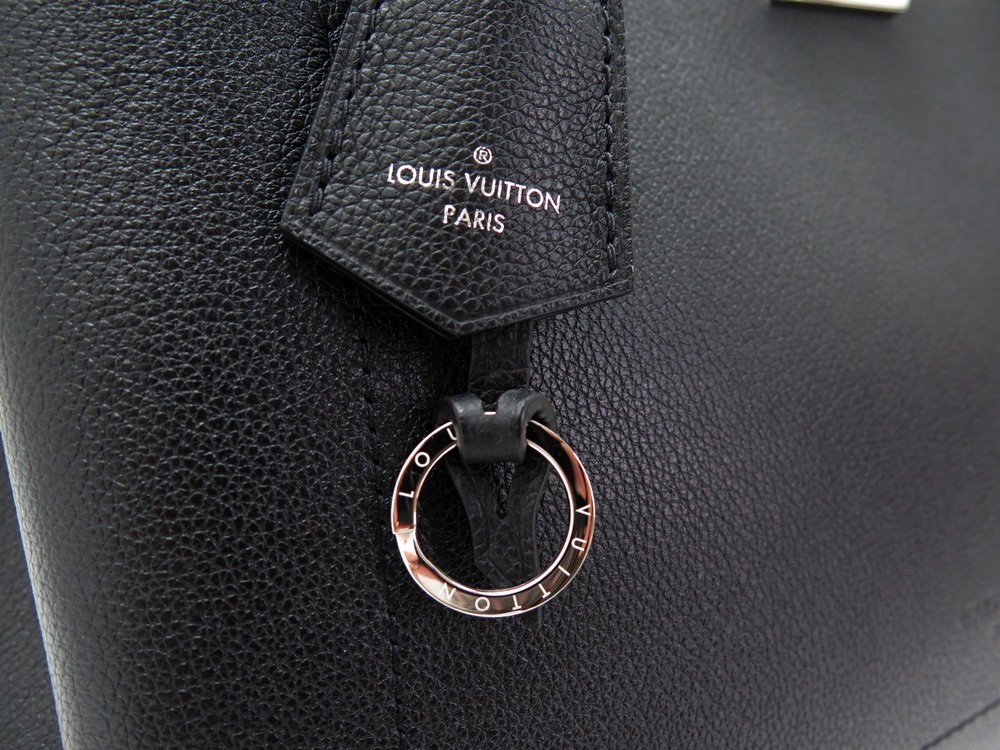 Louis Vuitton Lockme Day Black M53730