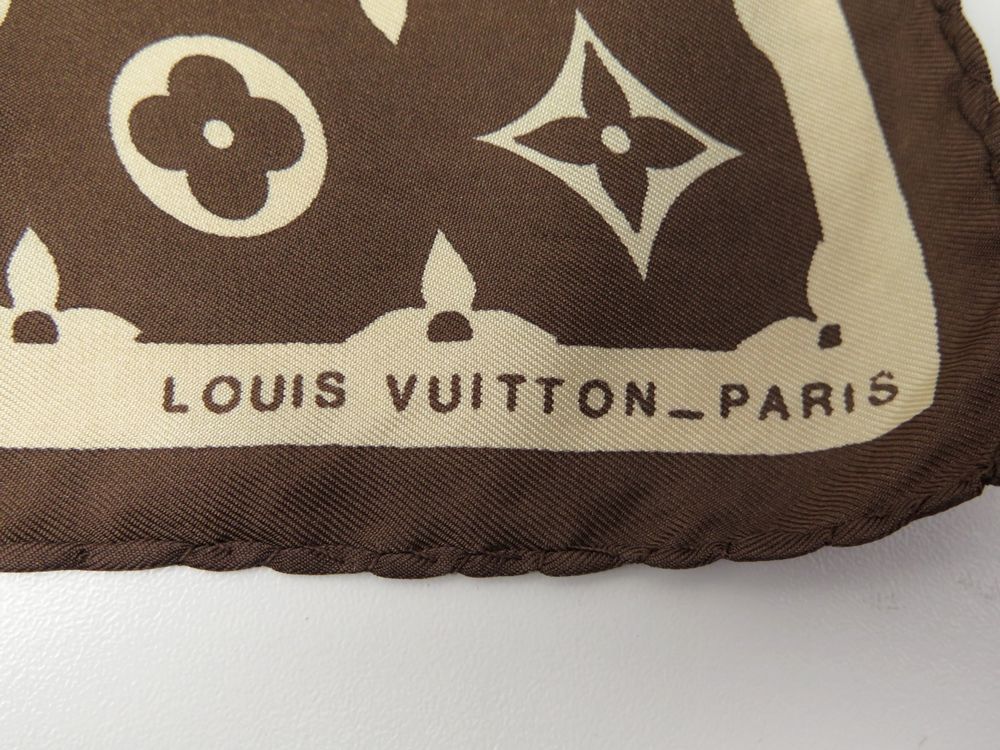 foulard louis vuitton carre 55 cm monogram en