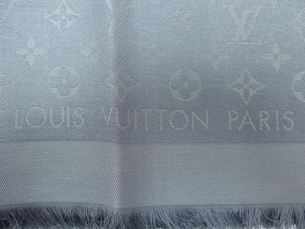 louis vuitton so shine monogram shawl Beige Silk Wool Viscose ref