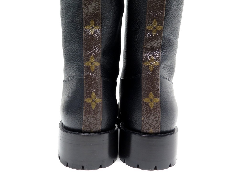 Bottes fourrées Louis Vuitton Noir taille 38.5 EU en Plastique - 20542159