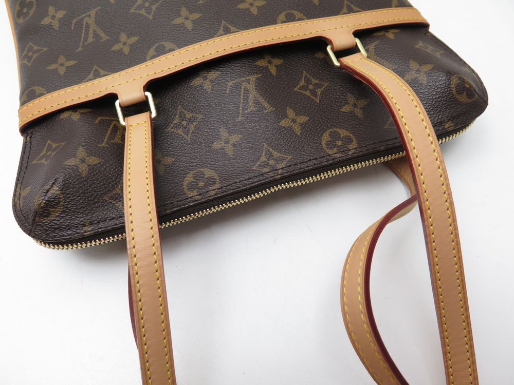 LOUIS VUITTON Monogram Sac Coussin GM 1152735