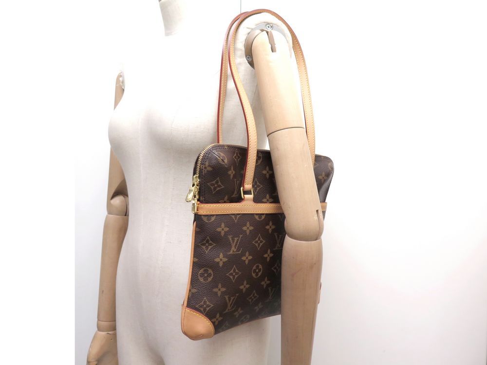 LOUIS VUITTON Monogram Sac Coussin GM 1152735