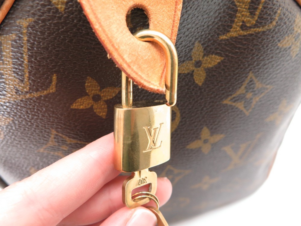 Louis Vuitton, Bags, Louis Vuitton Monogram Speedy 3 M4526 Bag Handbag  Ladies
