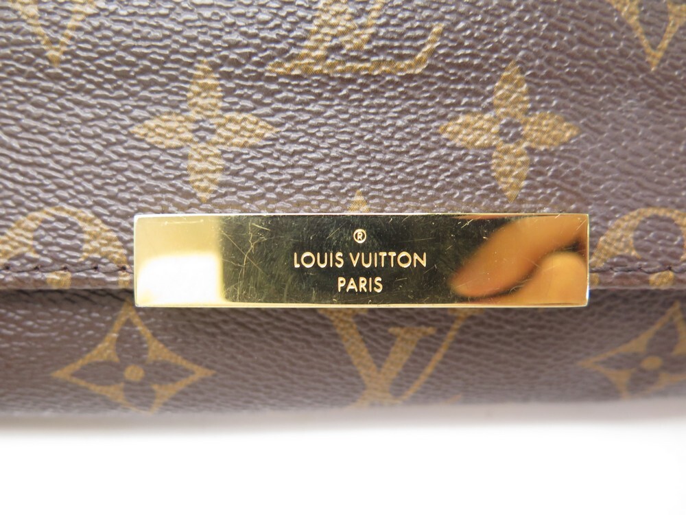 Authentic Louis Vuitton Monogram Canvas Favorite PM Messenger Bag – Paris  Station Shop