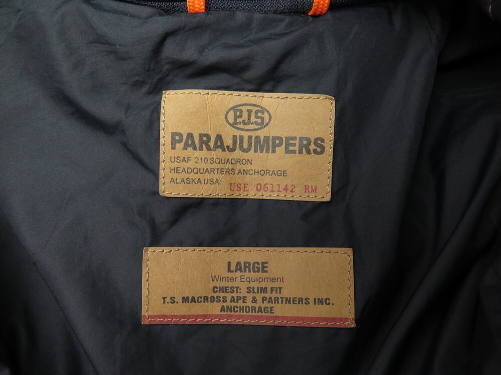 Parajumpers usaf 210 squadron discount headquarters anchorage herre jakker