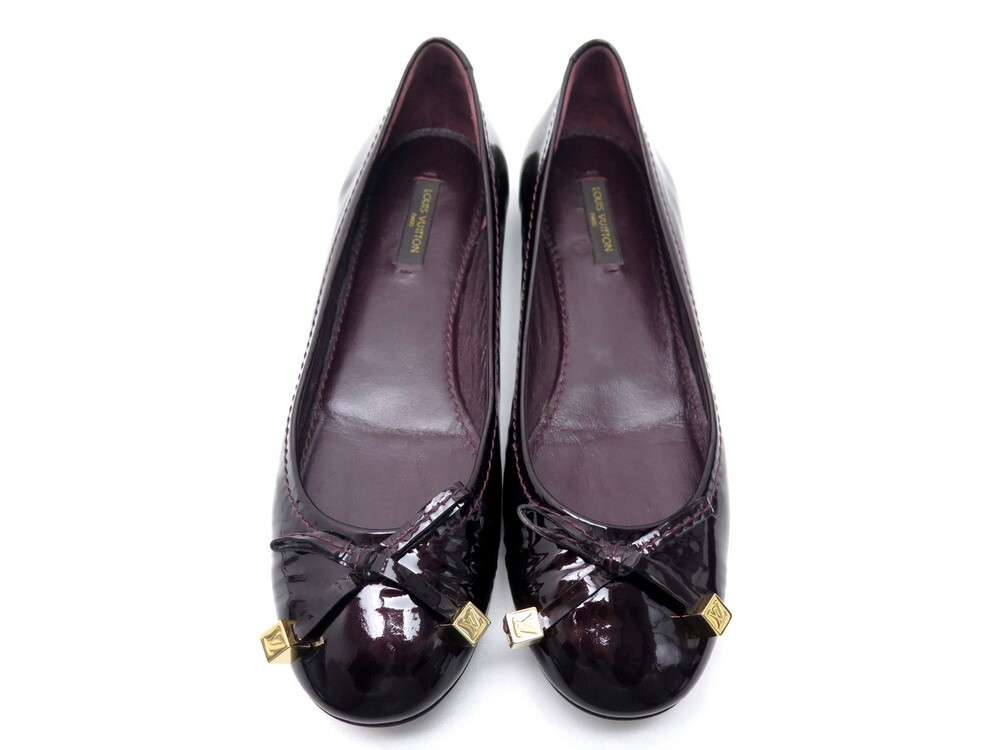 LOUIS VUITTON DEBBIE SHOES 36 BURGUNDY PATENT LEATHER BALLERINAS