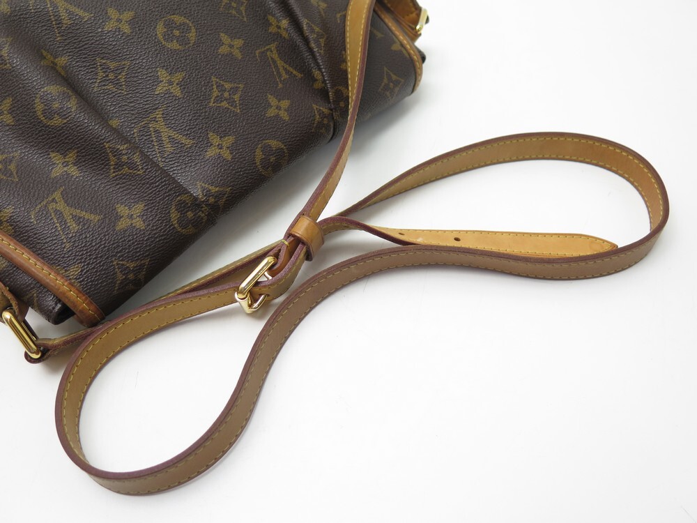 sac a main louis vuitton menilmontant pm m40474 toile