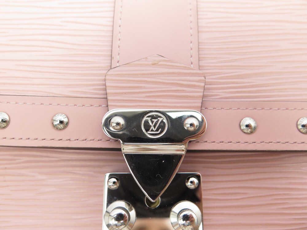 Shop Louis Vuitton 2021-22FW Trunk chain wallet (M67507, M67508