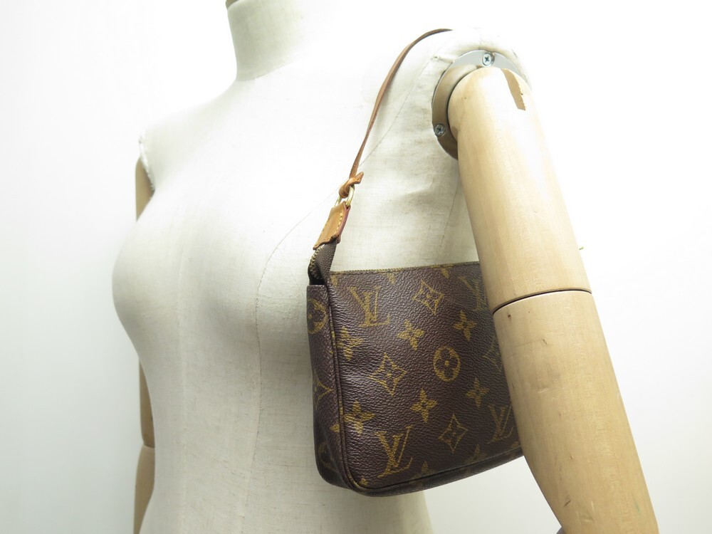 sac a main louis vuitton pochette accessoires m40712