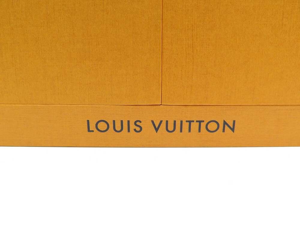 boite a musique louis vuitton vivienne en carton