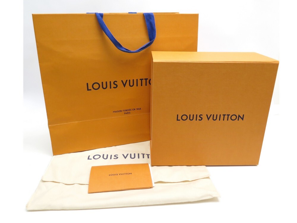 Louis Vuitton Alma BB Bag Epi Canvas Fall Winter Collection M40855, Second  Hand Hermès Birkin 35 cm Bags Page 1