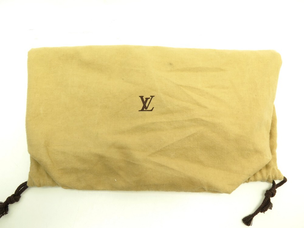 Louis Vuitton Monogram Mat Stockton (SHG-28672) – LuxeDH