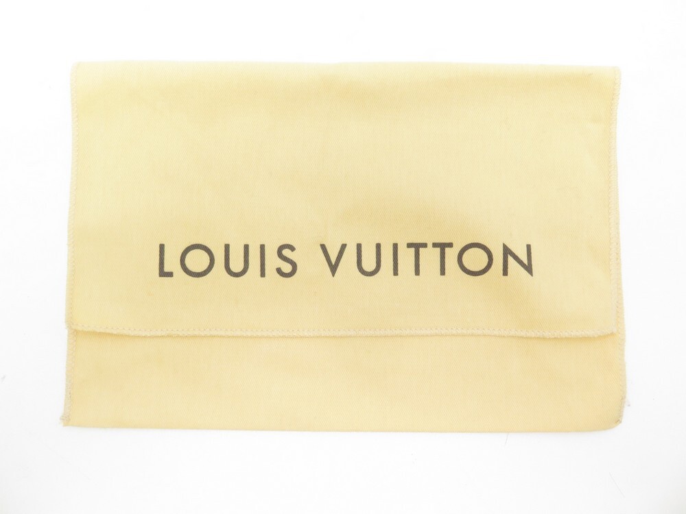 Shop Louis Vuitton DAMIER Cosmetic pouch (N47516) by BrandShoppe