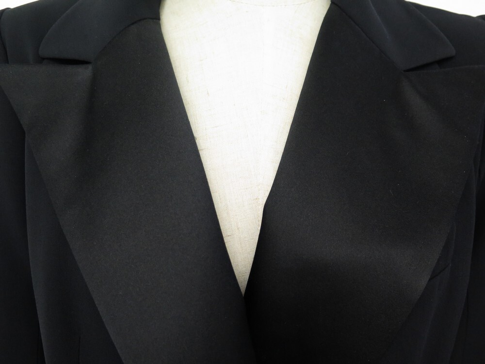 En soie Louis Vuitton Noir taille 38 FR en Soie - 37270598