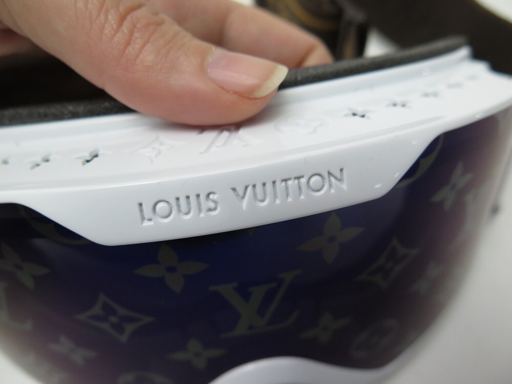 NUOVI OCCHIALI LOUIS VUITTON MASCHERA DA SCI LV Z1572VETRI BIANCHI