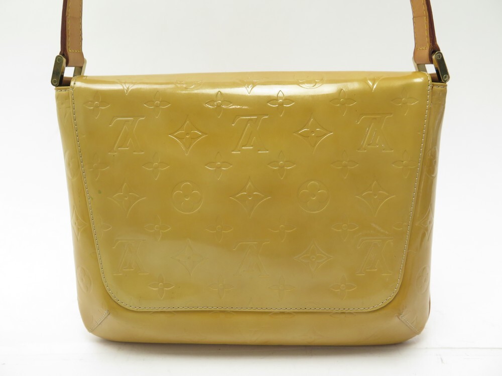 Auth Louis Vuitton Monogram Vernis Thompson Street M91069