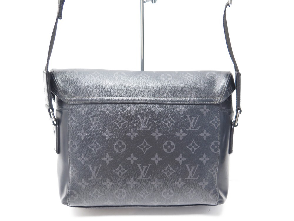 Shop Louis Vuitton Messenger Pm Voyager (M40511) by luxurysuite