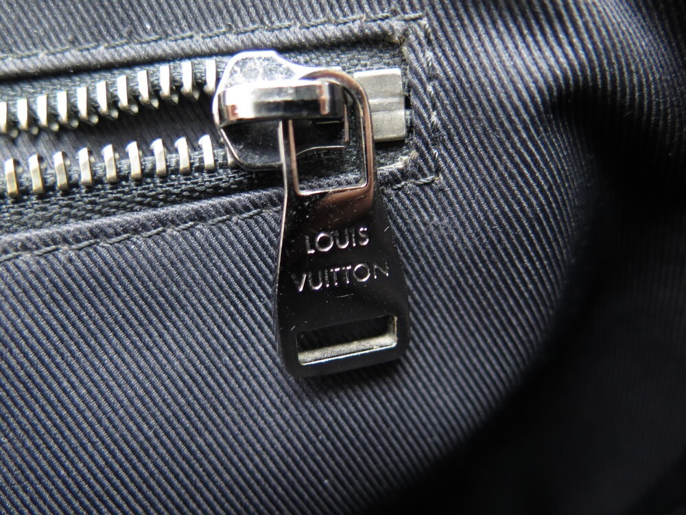 Shop Louis Vuitton MONOGRAM Messenger Pm Voyager (M40511) by EVA-C0L0R