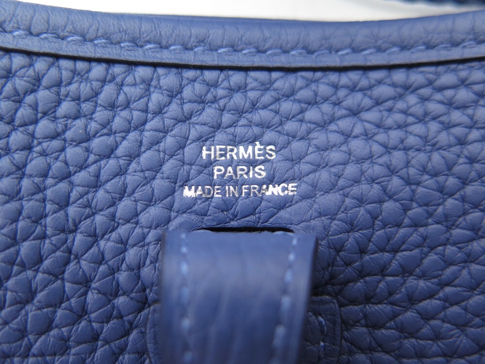 Hermes, Leather Sac Evelyne 16 e taurillon clémence in Blue Brighton