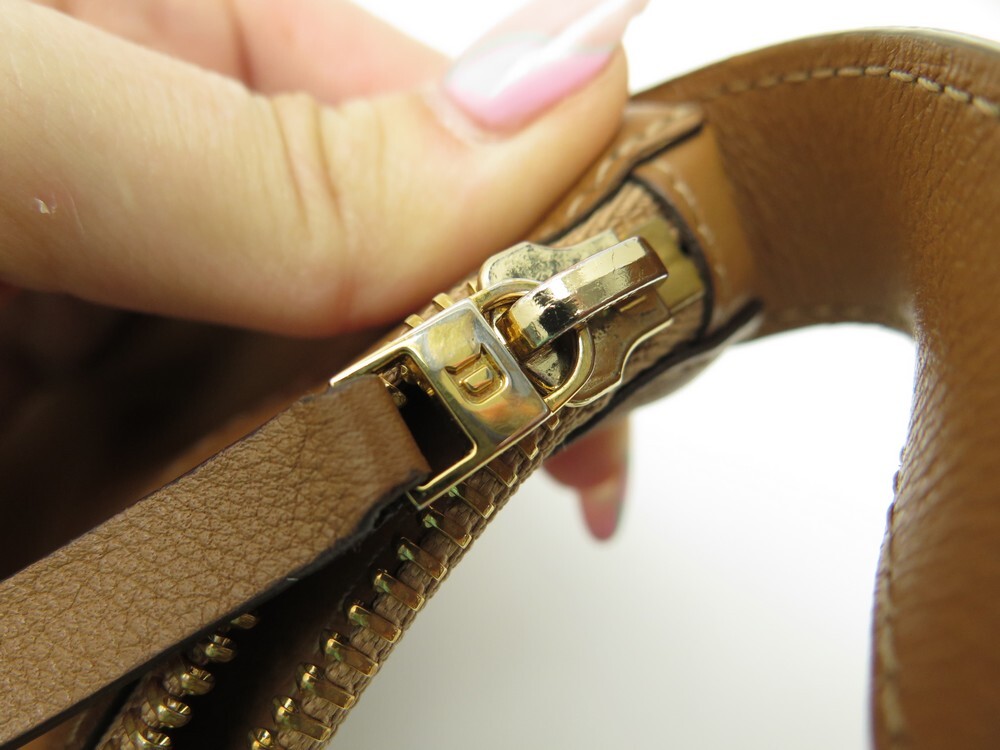 HAND BAG DELVAUX PIN BAUDRIER POLO LEATHER CAMEL BANDOULIERE HAND BAG PURSE  ref.943634 - Joli Closet