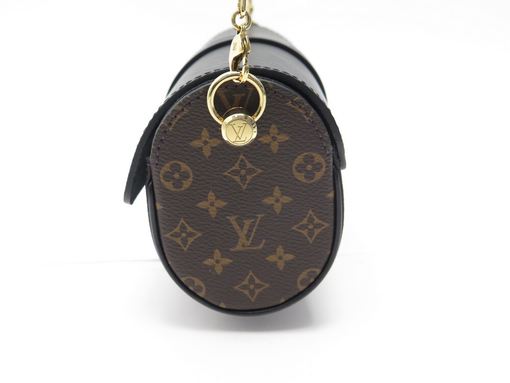 LOUIS VUITTON Epi Monogram Glasses Case Black 338451