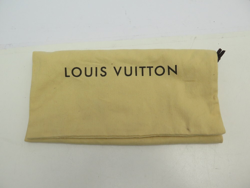 Louis Vuitton Neverfull MM Set, Monogram with Red Lining, Preowned in  Dustbag WA001 - Julia Rose Boston