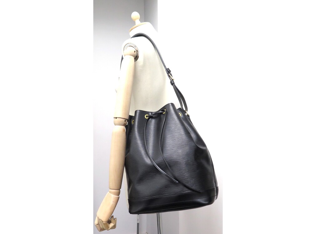 sac a main louis vuitton noe gm m59002 en cuir